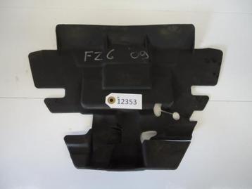 FZ6S 2008 - 2009 Yamaha Rubber D1-12961 beschikbaar voor biedingen