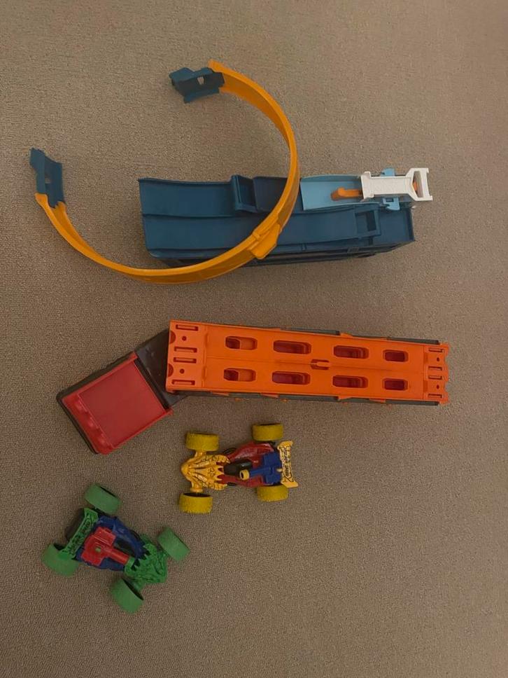 Hot Wheels Baan en vrachtauto, Kinderen en Baby's, Speelgoed | Thomas de Trein, Gebruikt, Ophalen of Verzenden