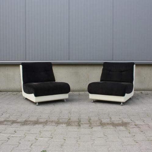 Space Age lounge chairs | Jaren 70 | Vintage | Design | 2 x, Huis en Inrichting, Fauteuils, Gebruikt, Hout, Stof, Overige materialen