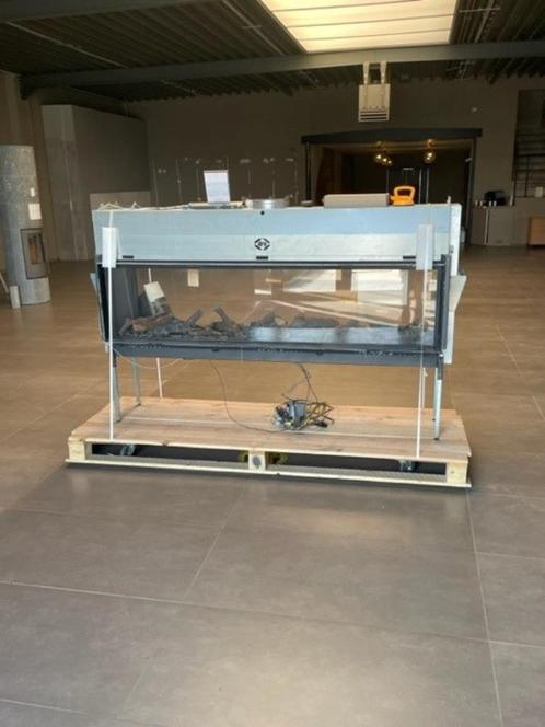 DEMO MODEL DRU METRO 200 XT TUNNEL, Huis en Inrichting, Haarden, Gebruikt, Gashaard, Ophalen