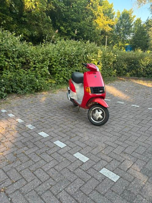 Piaggio quartz lc, Fietsen en Brommers, Scooters | Piaggio, Overige modellen, Tweetakt, Ophalen