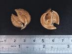 Vintage oorbellen van Trifari, Ophalen of Verzenden, Gebruikt, Overige materialen, Knopjes of Stekers