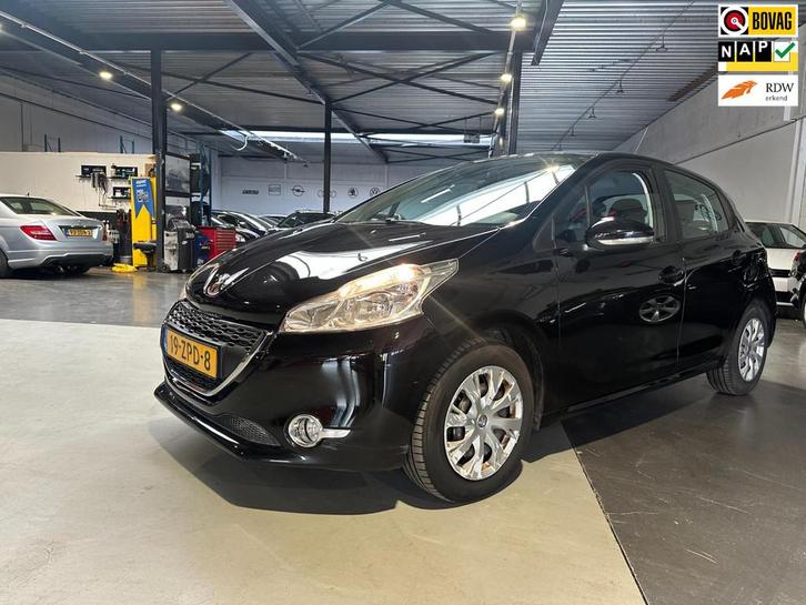 Peugeot 208 1.2 VTi Envy/Navi/Dealer onderhouden/Apk nw, Auto's, Peugeot, Bedrijf, Te koop, ABS, Airbags, Airconditioning, Boordcomputer