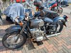 Dnepr mt16, Cardan-aandrijving, 2 cilinders, 650 cc