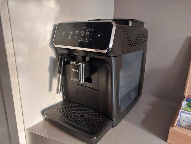 Philips EP2220 Koffiezetapparaat, Witgoed en Apparatuur, Koffiezetapparaten, Gebruikt, Koffiebonen, Koffiemachine, 2 tot 4 kopjes