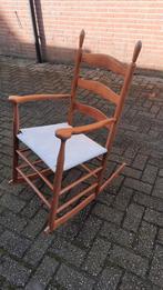 Unieke Schommelstoel, Merkelbach kersenhout met katoen zit, Ophalen