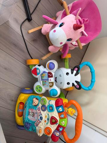 Diverse Speelgoedjes - VTech Loopwagen, Knuffels, Ballen beschikbaar voor biedingen