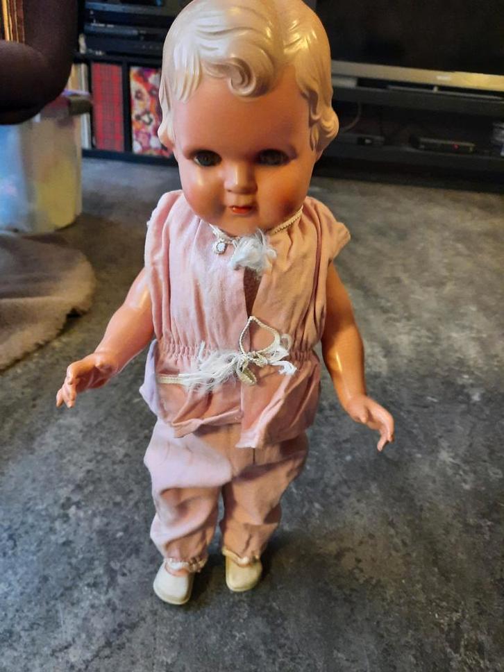 Oude Minerva Pop - Made in Germany, Verzamelen, Poppen, Gebruikt, Pop, Ophalen of Verzenden