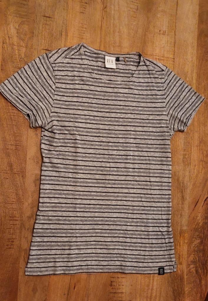 Revelation t-shirt, Kleding | Heren, T-shirts, Zo goed als nieuw, Grijs, Ophalen of Verzenden