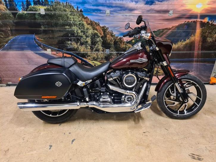 HARLEY-DAVIDSON SPORT GLIDE FLSB 5HD (bj 2019), Motoren, Motoren | Harley-Davidson, Bedrijf, Chopper, 2 cilinders