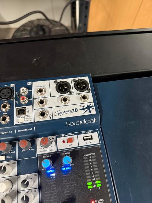 Soundcraft Signature 10 Mixer, Muziek en Instrumenten, Mengpanelen, Zo goed als nieuw, 5 tot 10 kanalen, Microfooningang, Ophalen of Verzenden