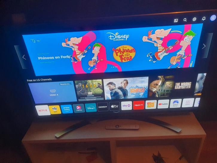 LG QNED82 Smart TV - Prachtige Beeldkwaliteit!, Audio, Tv en Foto, Televisies, Zo goed als nieuw, QLED, 100 cm of meer, 4k (UHD)
