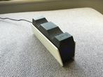Laadstation voor 2 PS5 controllers - merk: OIVO, Ophalen of Verzenden, Gebruikt