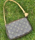 Louis vuitton tasje, Sieraden, Tassen en Uiterlijk, Tassen | Damestassen, Ophalen of Verzenden, Zo goed als nieuw, Bruin, Handtas