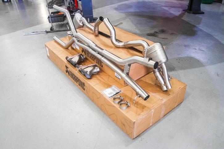 Akrapovic Evolution uitlaat - AMG E63 E63S W213 S213 17+, Auto diversen, Tuning en Styling, Ophalen of Verzenden