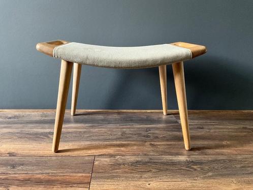 PP120 Kruk/Voetenbank Hans J. Wegner 1954 Originele Stof MCM, Huis en Inrichting, Stoelen, Gebruikt, Eén, Hout, Stof, Ophalen