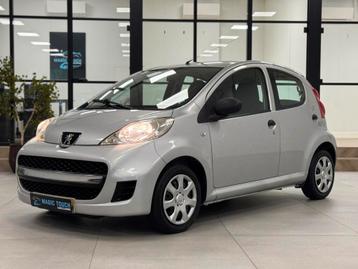 Peugeot 107 1.0 12V 5DR 2011 Grijs/AIRCO/NAP beschikbaar voor biedingen