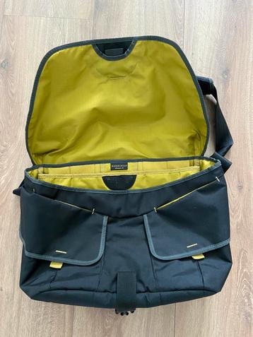 Grote stoere Finse tas merk Kaikkialla met laptop vak nieuw  beschikbaar voor biedingen