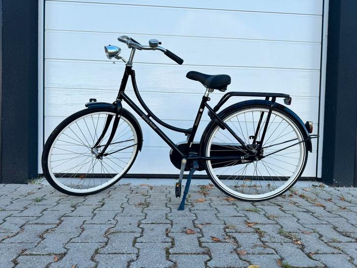 Batavus omafiets 26 inch - zwart - degelijke damesfiets, Fietsen en Brommers, Fietsen | Dames | Omafietsen, Zo goed als nieuw