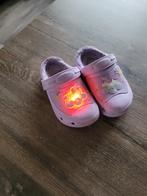 Leuke lichtgevende crocs maat 27, Schoentjes, Meisje, Ophalen of Verzenden, Zo goed als nieuw