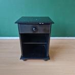 Nachtkastje / bijzettafeltje - Wegens verhuizing, Gebruikt, Minder dan 45 cm, Hout, 55 tot 70 cm