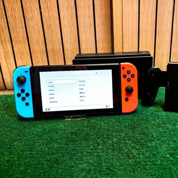 Nintendo Switch Console - In Nette Staat beschikbaar voor biedingen