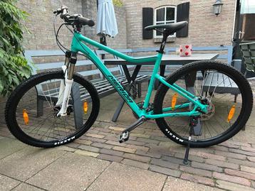 MERIDA Juliet - groot model dames mtb - bijna niet gebruikt beschikbaar voor biedingen