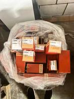 Te koop: mooie partij nieuwe bouten en schroeven, Doe-het-zelf en Verbouw, IJzerwaren en Bevestigingsmiddelen, Ophalen of Verzenden