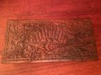 Houten kistje met Javaans houtsnijwerk, Ophalen of Verzenden, Gebruikt, Overige houtsoorten, Minder dan 50 cm