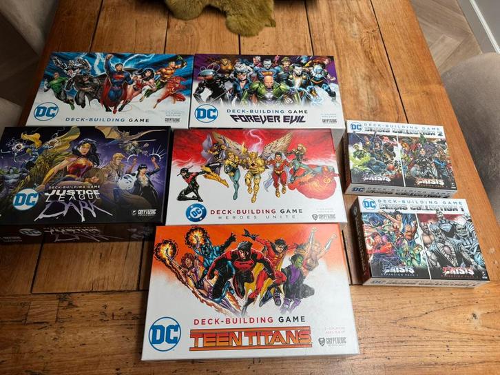 DC Deckbuilding Collectie, Hobby en Vrije tijd, Gezelschapsspellen | Bordspellen, Zo goed als nieuw, Een of twee spelers, Drie of vier spelers