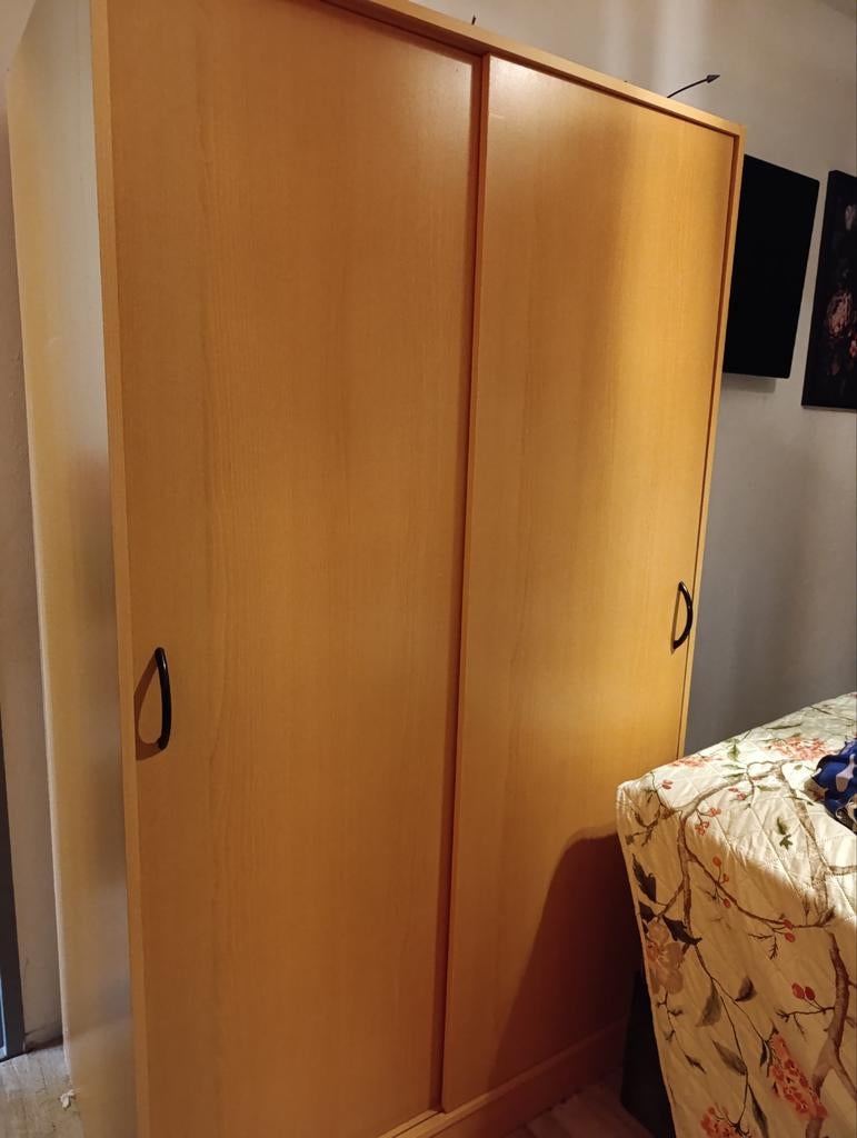 Kledingkast - 170cm hoog, 100cm breed - Uit elkaar, Met deur(en), Gebruikt, 150 tot 200 cm, 50 tot 100 cm