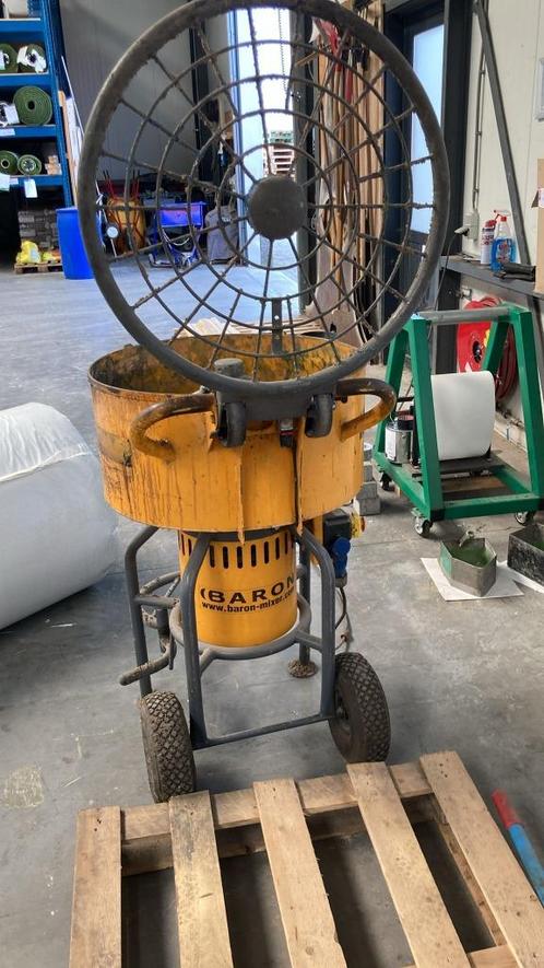 Mixer - Beton - EPDM - M110 Forced action mixer, Doe-het-zelf en Verbouw, Betonmolens, Gebruikt, Ophalen