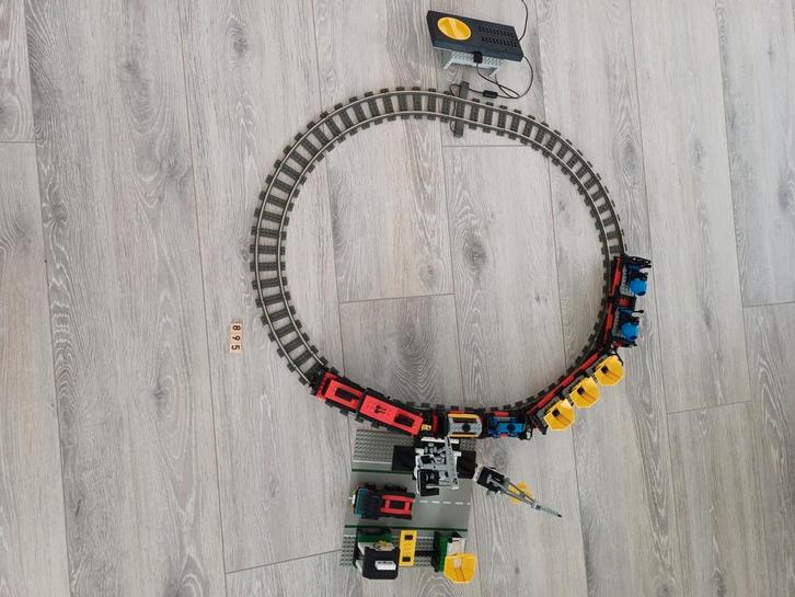 Lego System Trein 9V 4565 Met Extra's, Kinderen en Baby's, Speelgoed | Duplo en Lego, Zo goed als nieuw, Ophalen of Verzenden