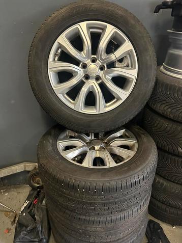 Range Rover Evogue velgen 235-60-18 Pirelli beschikbaar voor biedingen