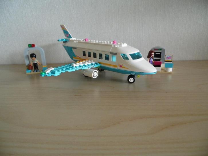 Lego Friends 41100 Heartlake's Privéjet, Kinderen en Baby's, Speelgoed | Duplo en Lego, Gebruikt, Lego, Complete set, Ophalen of Verzenden