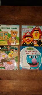 Sesamstraat boekjes, Boeken, Kinderboeken | Baby's en Peuters, Ophalen of Verzenden, Zo goed als nieuw, 3 tot 4 jaar