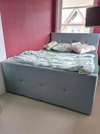 Boxspring het bed is 200x160 meter en in goede staat, Ophalen, Grijs, Tweepersoons, Zo goed als nieuw