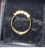 9 krt Gouden Ring met steentjes, Sieraden, Tassen en Uiterlijk, Ringen, Ophalen of Verzenden, Zo goed als nieuw, 17 tot 18, Met edelsteen