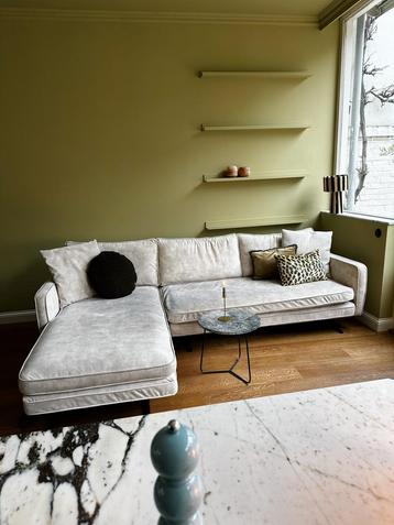 BEIGE HOEKBANK IN GOEDE STAAT! 