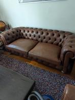 Chesterfield bank, luxe 3 zits., Huis en Inrichting, Banken | Complete zithoeken, Ophalen, Zo goed als nieuw, Hout