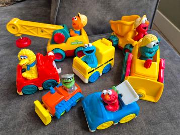 Sesamstraat Speelgoed Auto's - Jim Henson - Jaren 70/80 beschikbaar voor biedingen