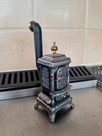 Vintage Bodo Hennig poppenhuis houtkachel van gietijzer., Ophalen of Verzenden, Zo goed als nieuw, Poppenhuis