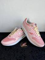 Nike air Max 1 Strawberry Lemonade - size 44,5, Kleding | Heren, Schoenen, Overige kleuren, Nike, Ophalen of Verzenden, Sneakers of Gympen
