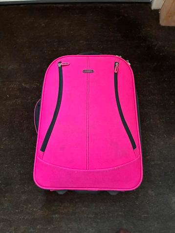 Essentials handbagage roze rolkoffer 32 liter beschikbaar voor biedingen