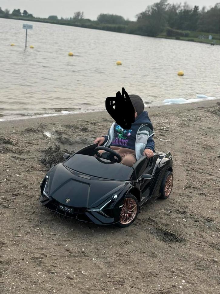 Elektrische Kinderauto Lamborghini Sian, Kinderen en Baby's, Speelgoed | Buiten | Accuvoertuigen, Zo goed als nieuw, Ophalen of Verzenden