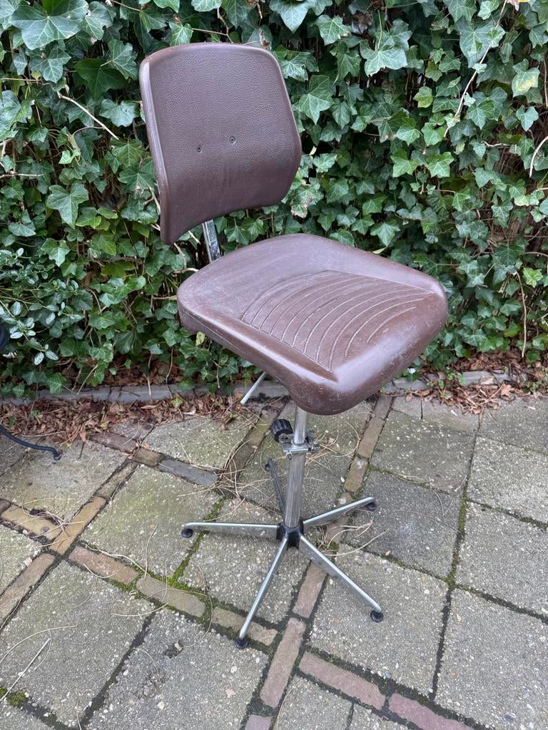 Werkplaats/Kassastoel - In hoogte verstelbaar, Ophalen of Verzenden, Gebruikt, Bruin, Bureaukruk