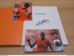Boek / foto's + handtekening : V. Miedema / D.Bloodworth, Ophalen of Verzenden, Zo goed als nieuw, Overige binnenlandse clubs
