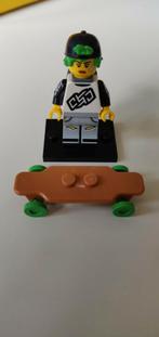 Lego CMF minifiguren serie 27 - Longboarder, Ophalen of Verzenden, Nieuw, Complete set, Lego