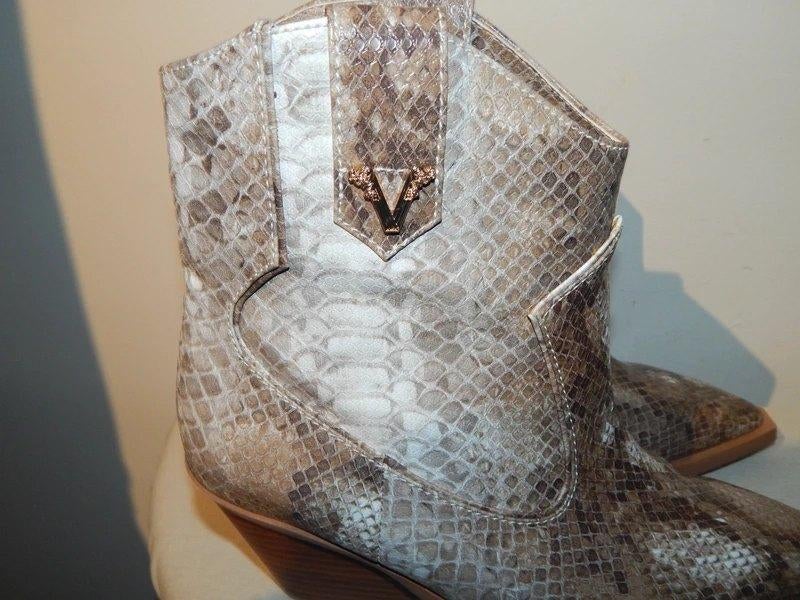 Josh V snake print laarzen gouden hardware logo Als nieuw40, Overige kleuren, Verzenden, Lage of Enkellaarzen, Zo goed als nieuw