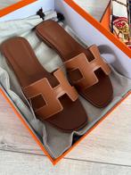 HERMES ORAN SANDALS [meerdere kleuren 37-41], Kleding | Dames, Schoenen, Ophalen of Verzenden, Nieuw, Overige kleuren, Slippers